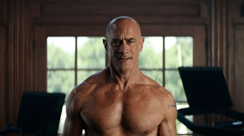 Christopher Meloni strips down for Peloton ad on National Nude Day